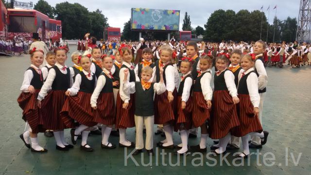 dziesmu svētkos Rīgā